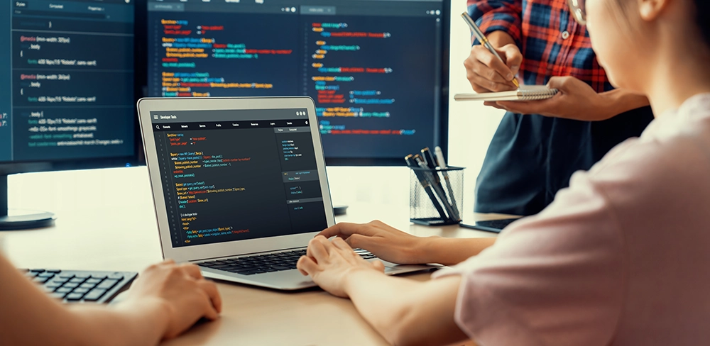 福岡のホームページ制作会社のWebaxisのWEBコーディングイメージ画像