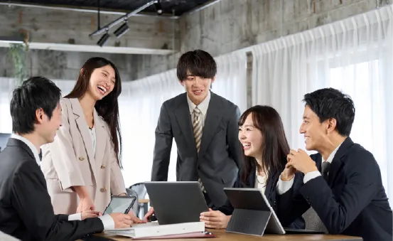 Web・SNS・動画・ブランド戦略・海外マーケティングを横断する総合クリエイティブ企業へ