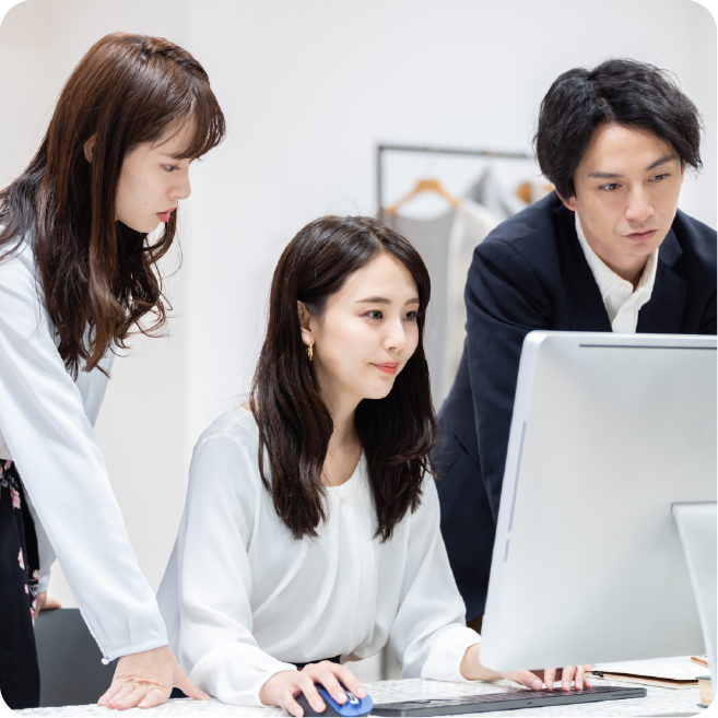 reQruの採用LPテンプレートページ2の無限スクロールサムネイル