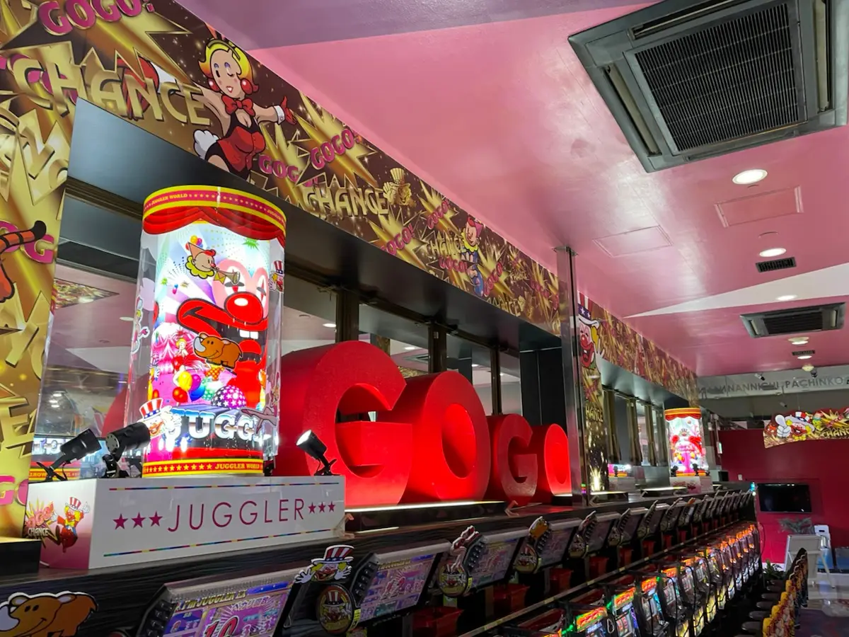 ナンニチ新栄店 ジャグラーコーナー装飾事例 01